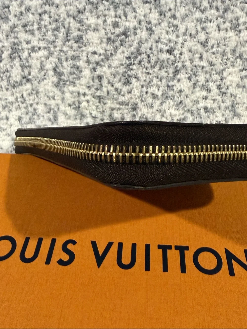 Zippy Wallet Reverse Monogram Giant - Louis Vuitton